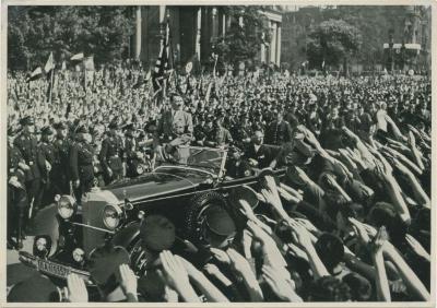 Am Tag der nationalen Arbeit 1934