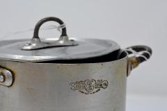 Aluminum cooking pot with lid